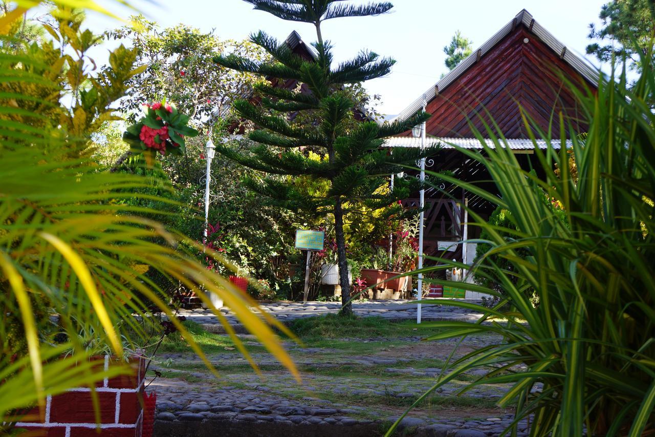 Hotel Y Restaurante Las Margaritas Perquín Dış mekan fotoğraf